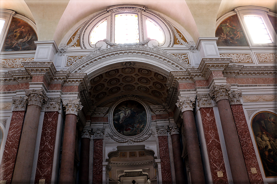 foto Basilica di Santa Maria degli Angeli